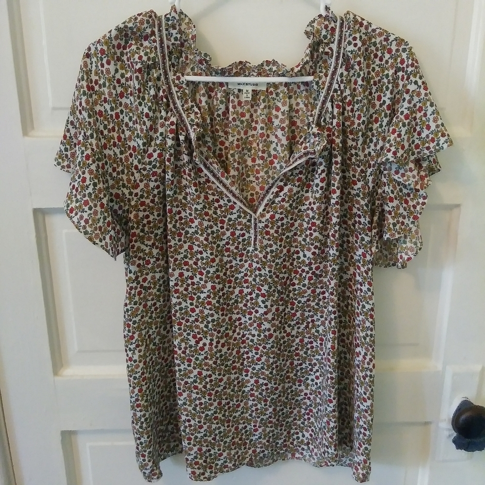 Floral Ruffle Collar Blouse
